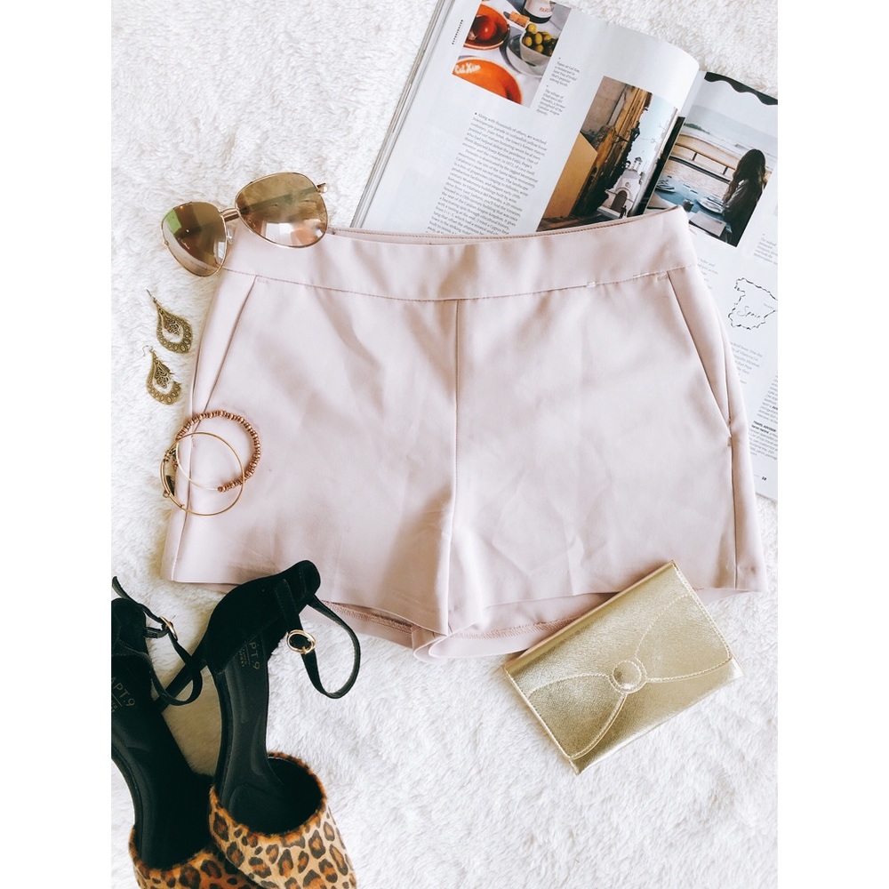 Mid-rise Express Dress Shorts